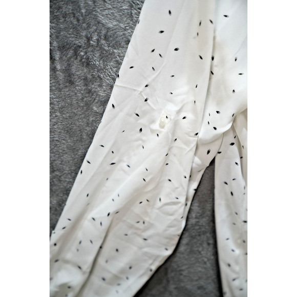 Apt. 9 Essentials White Black Dot Button-Up Blouse XL Long Sleeve Office - Picture 3 of 9
